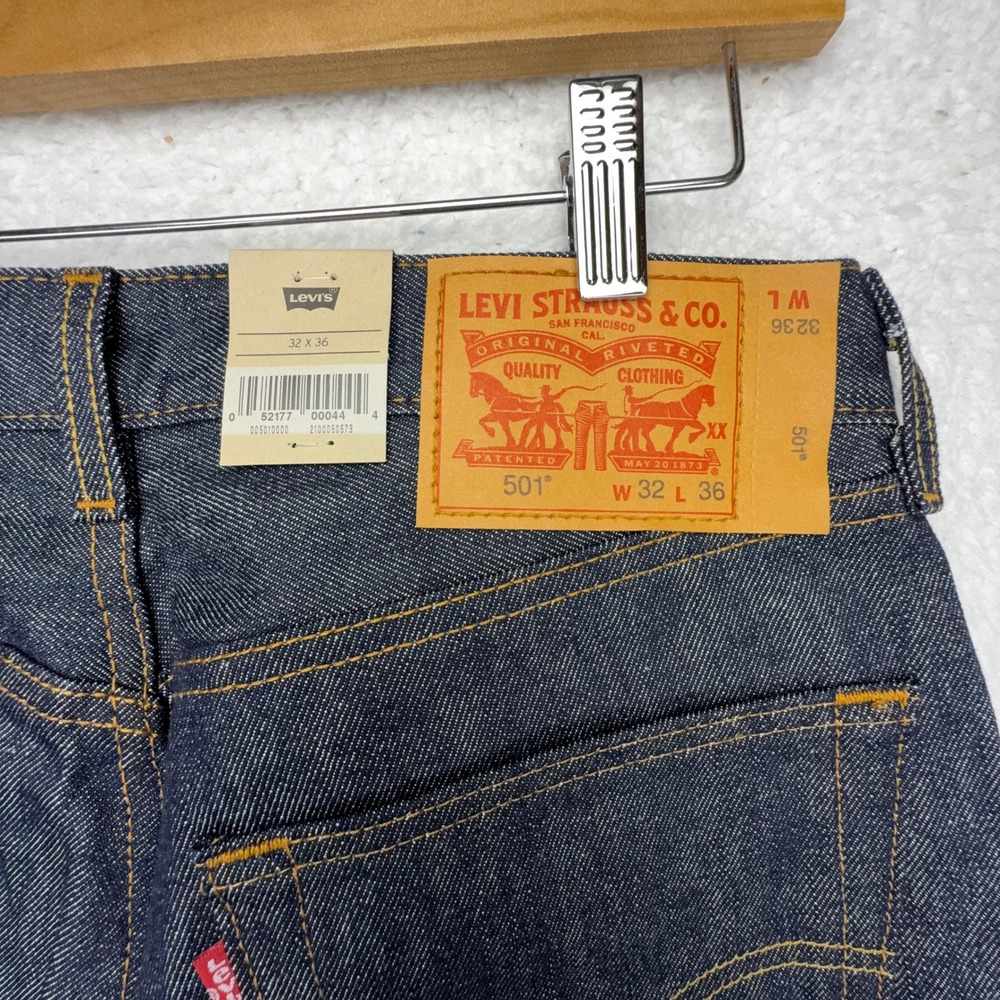Levis 501 Original Shrink-to-Fit Mens Jeans 32x36 Indigo Rigid 00501-0000